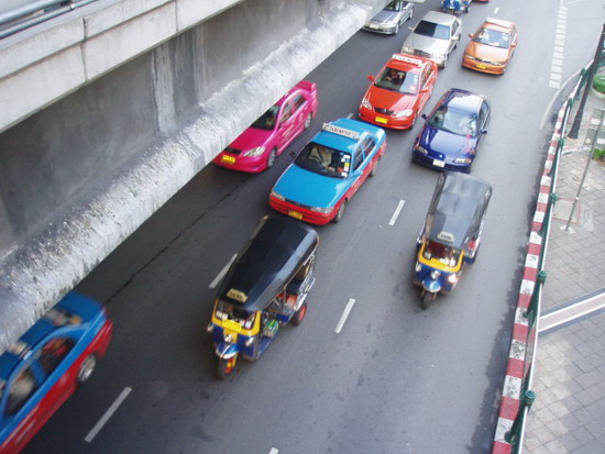 identificados dos taxis de Barsa.jpg